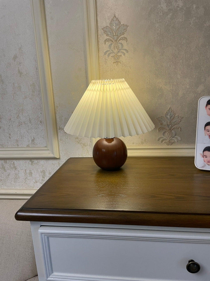Träplisserad Bordslampa