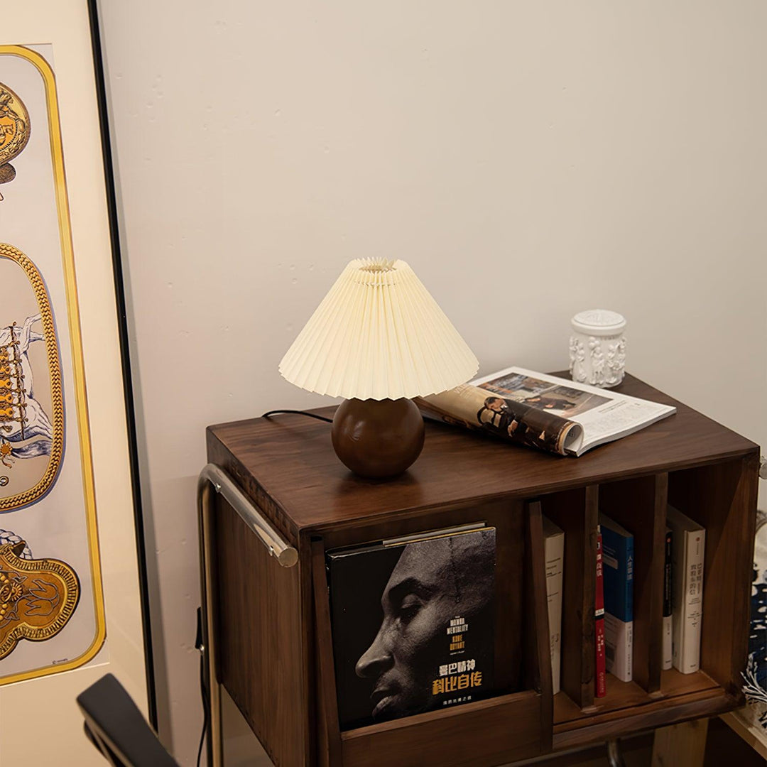 Träplisserad Bordslampa