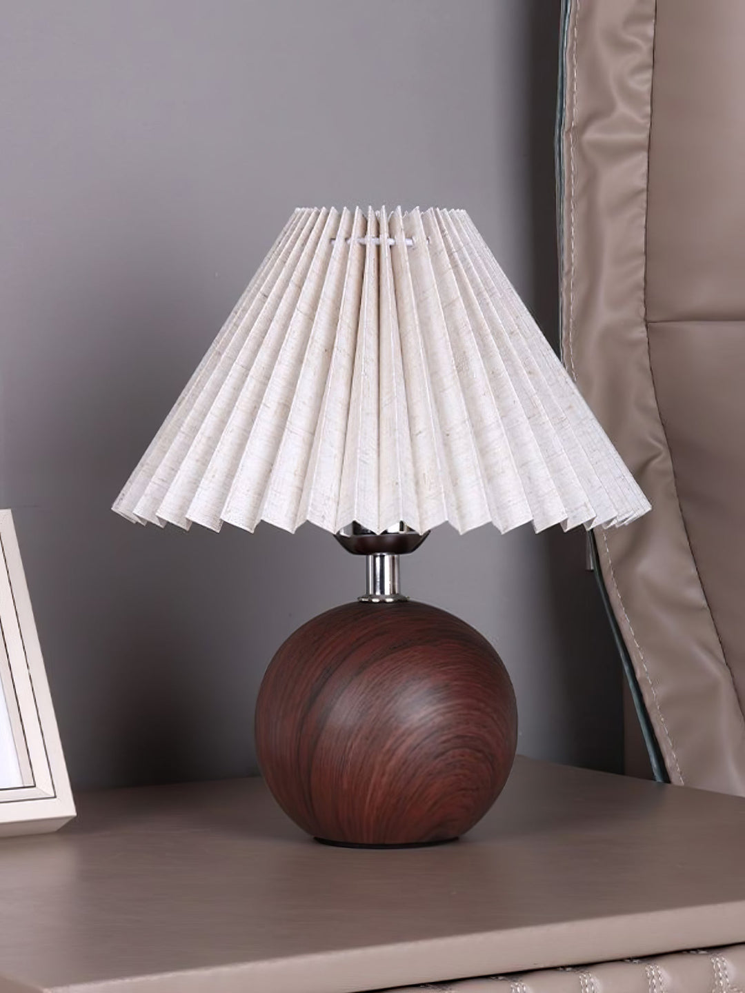 Träplisserad Bordslampa