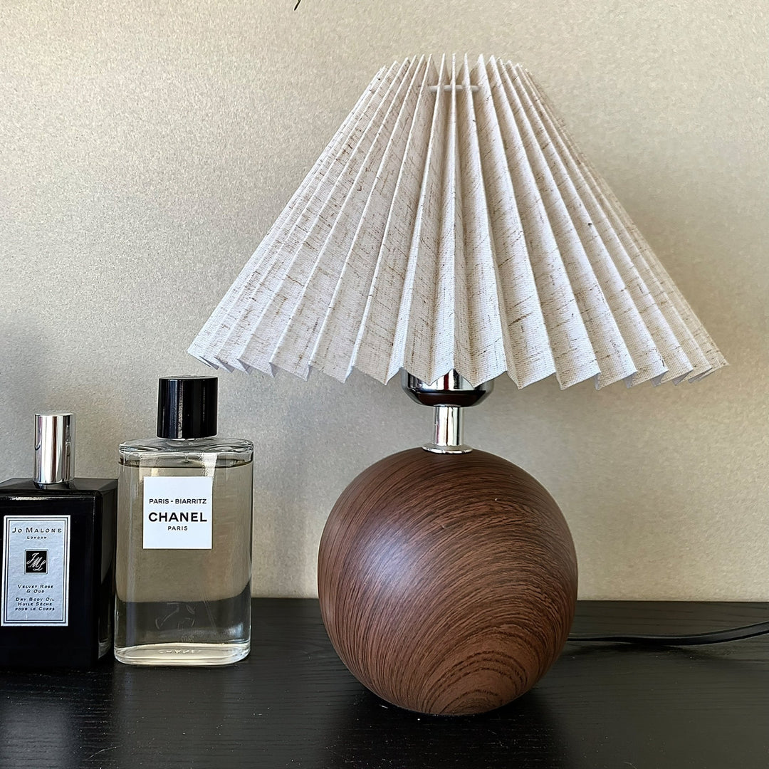 Träplisserad Bordslampa