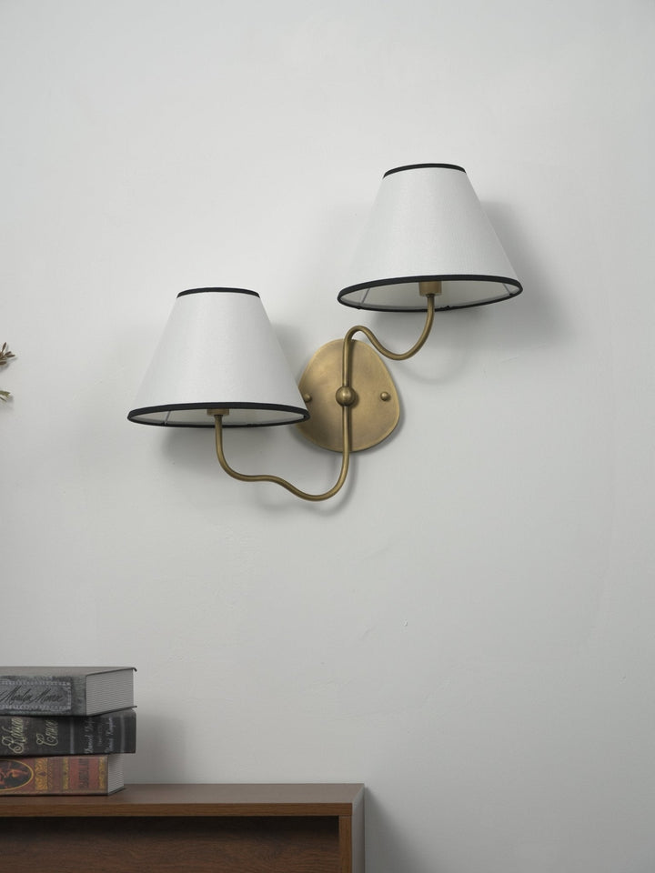 Clara Dubbel Vägglampa