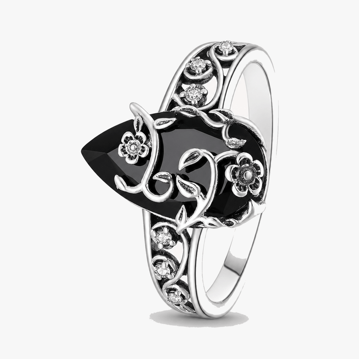 Noireva – Vintage Ring z Filigranowym Vinrödroślą