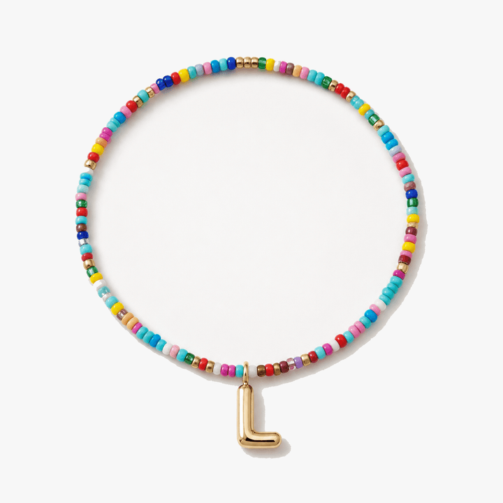 Liora – Färgowy Halsband z Beadami z Inicjałem