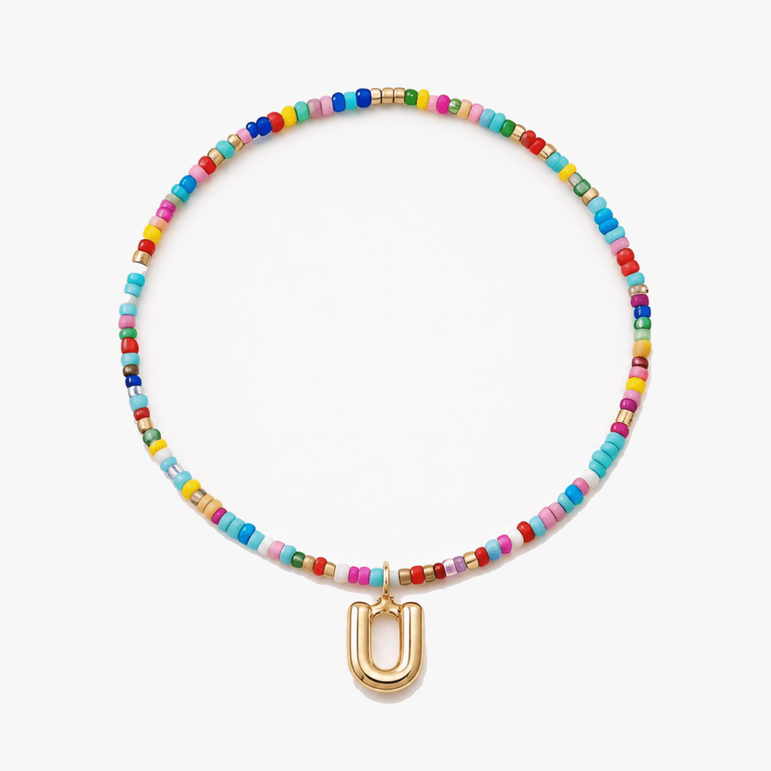 Liora – Färgowy Halsband z Beadami z Inicjałem