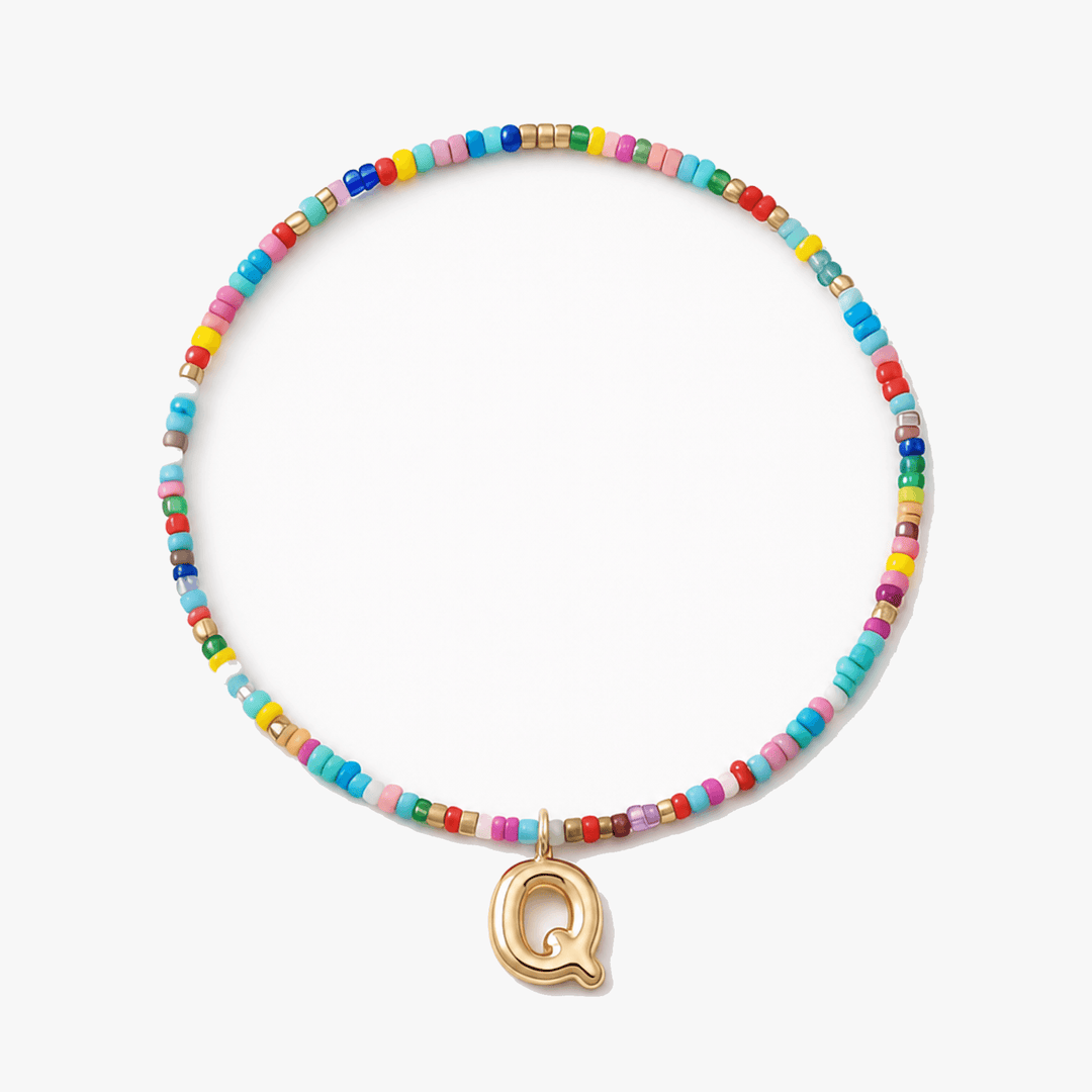 Liora – Färgowy Halsband z Beadami z Inicjałem