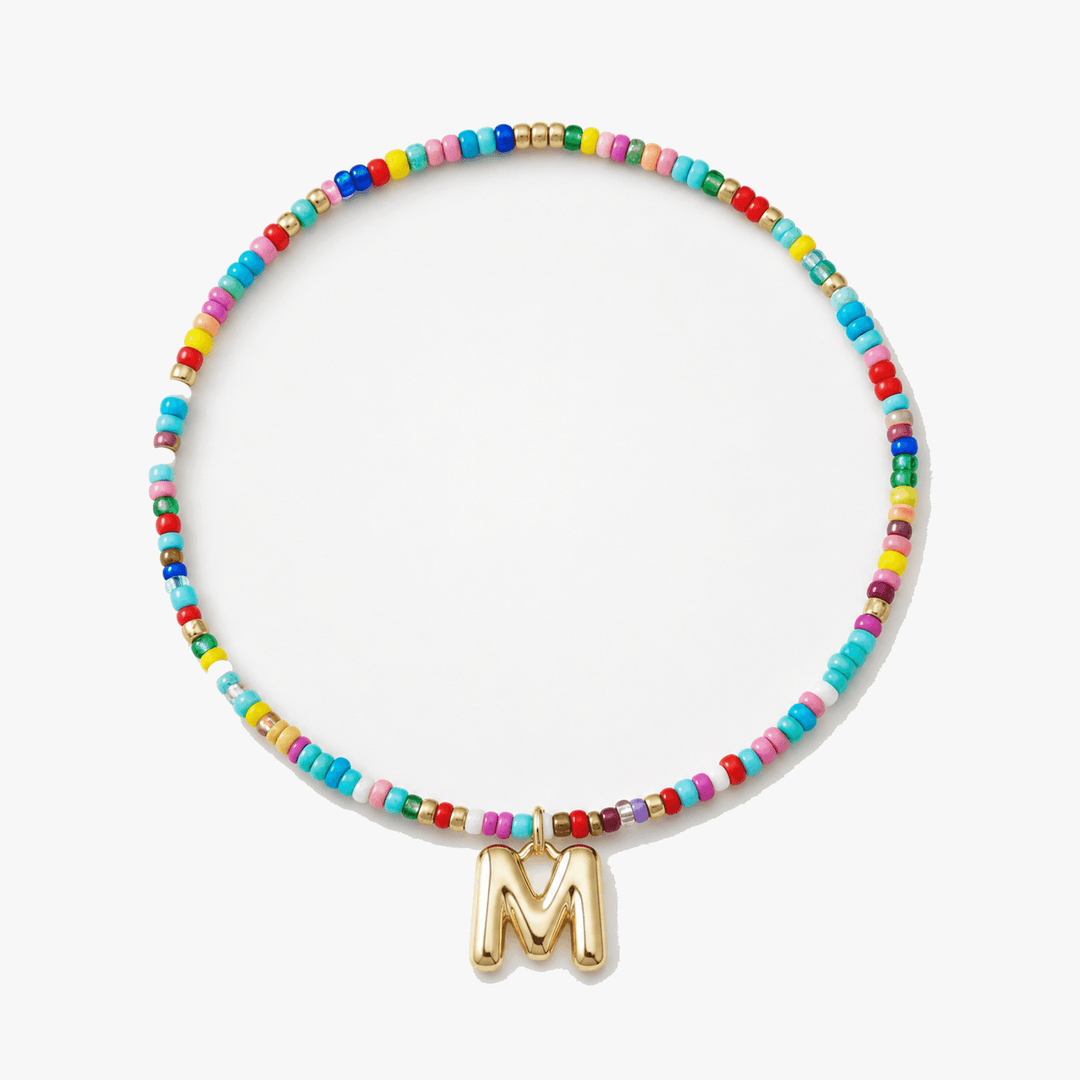Liora – Färgowy Halsband z Beadami z Inicjałem