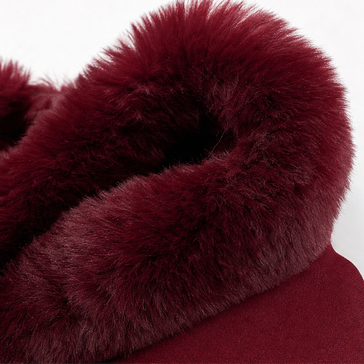 Wearbella – Kaptur z dzianiny z finish z futra