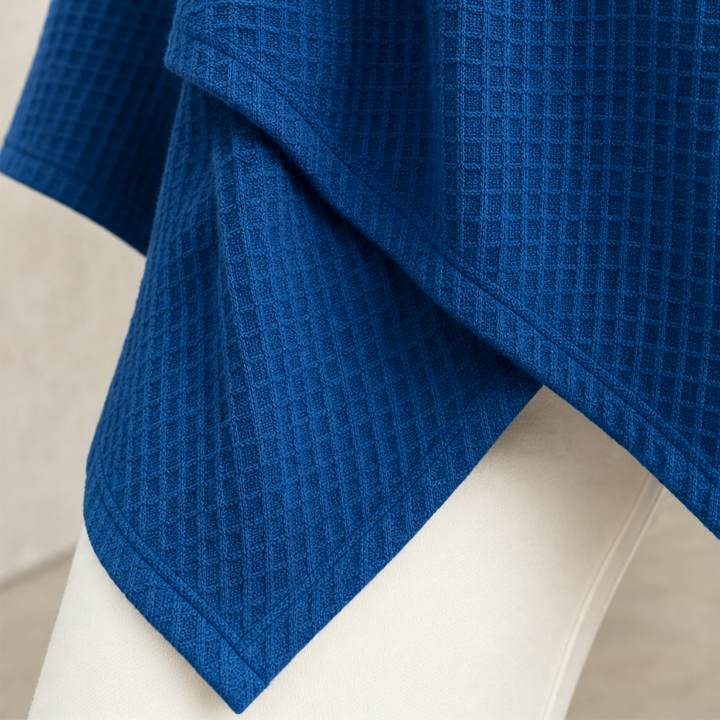 Drapella – Asymetryczny Top z Waffle Knit z Krzyżującym Sig Dołem