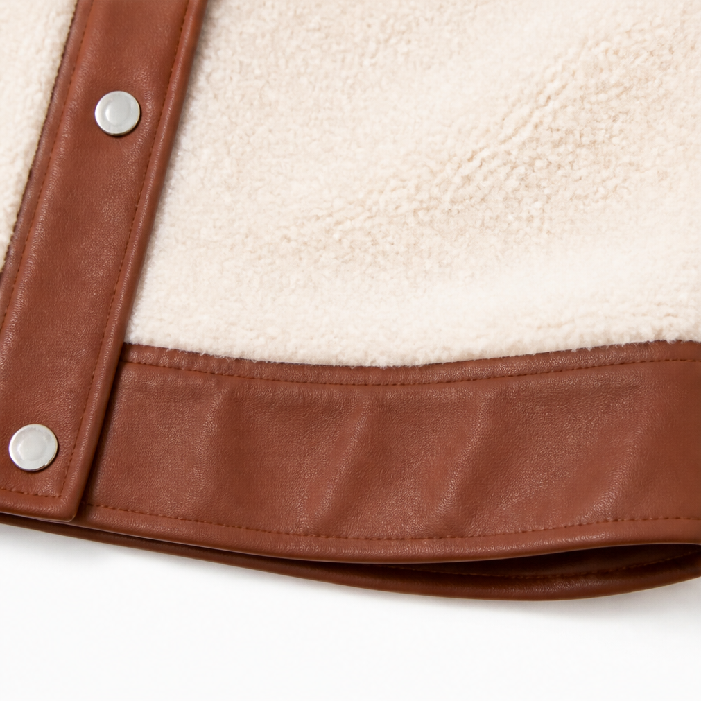 Plushlynn – Puchowy kappa z finish z sztucznej läder
