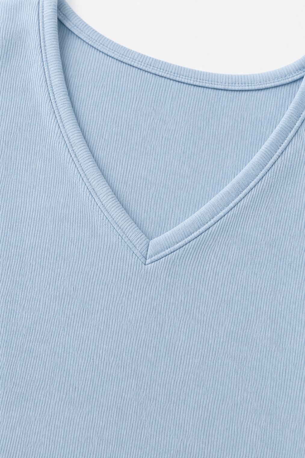 Wearbella – Set topu på ramiączkach i form av litery V i byxor z vida ben