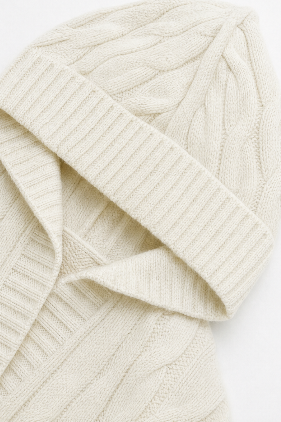Wearbella – Kofta z kapturem i grubym splotem
