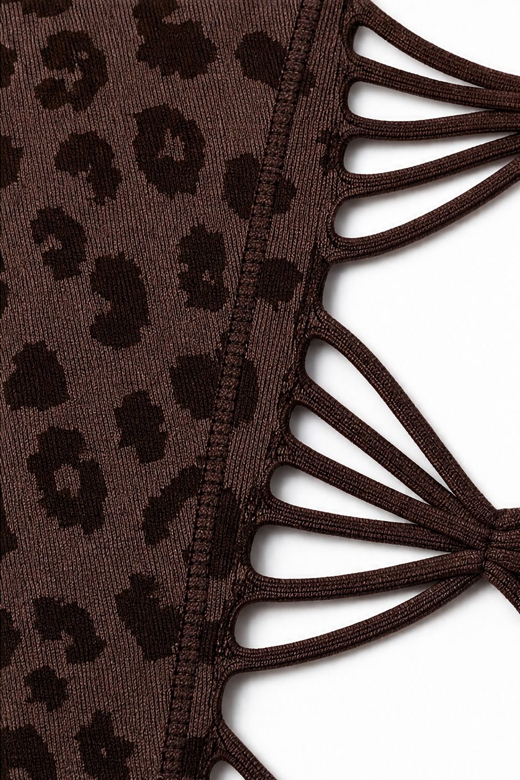 Wearlow – Legginsy z wycięciami i wzorem w leopardmönster
