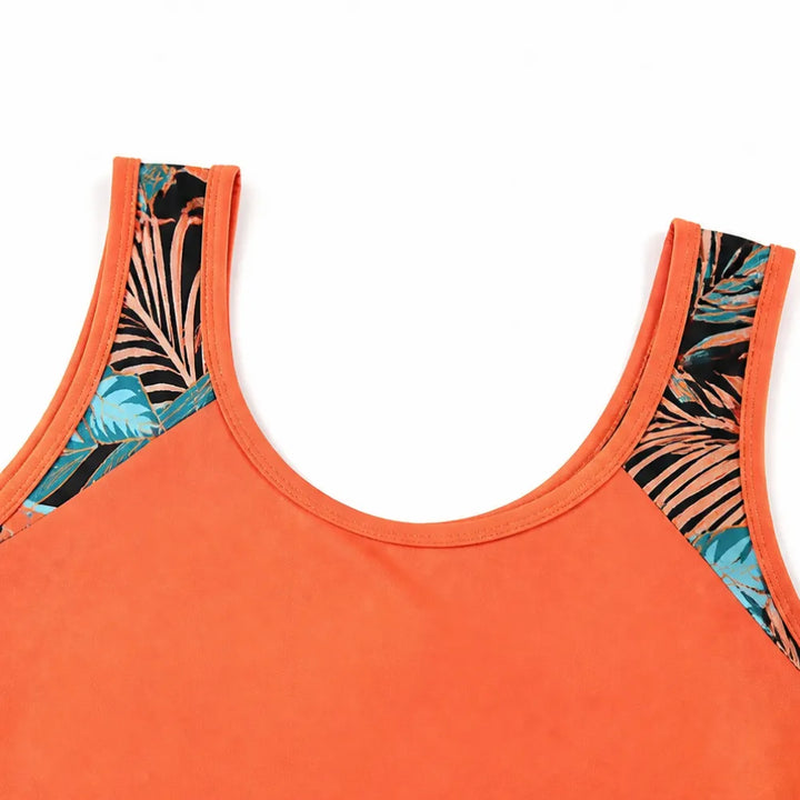Solvea – Set kostiumu kąpielowego z tankini w färgze block i szortach