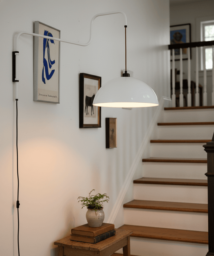 Elio Plug In Vägglampa