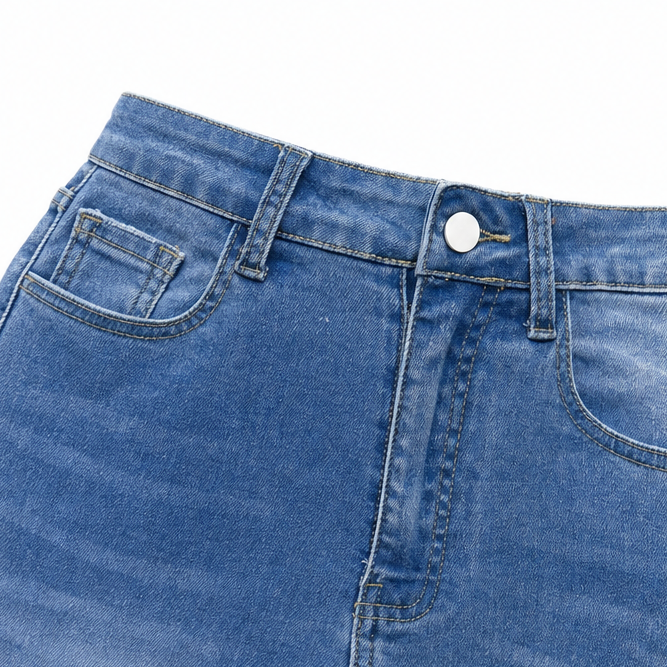 Denimly – Shorts Bermudy med hög midja i postrzępionym dołem z stretchu