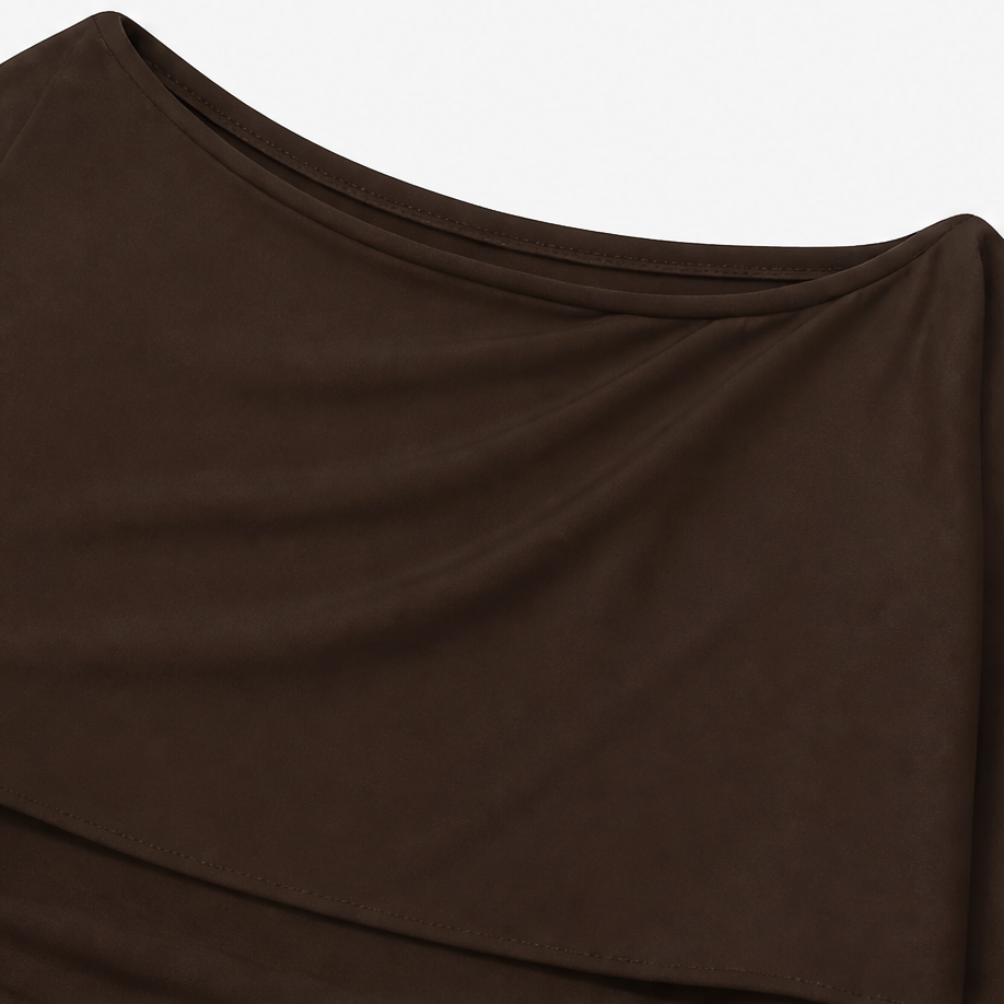 Wearbella – Narzutka z falbaną i ręKaffemi nietoperzami