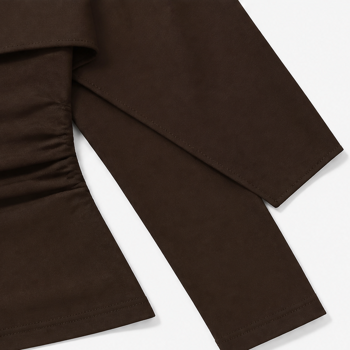 Wearbella – Narzutka z falbaną i ręKaffemi nietoperzami