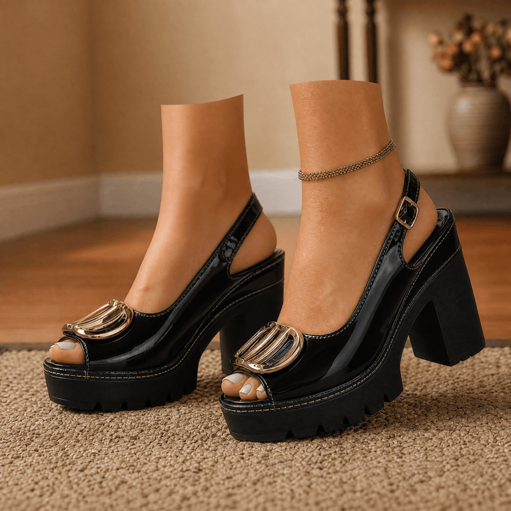 Floressa – Sandaler med klack z spänne