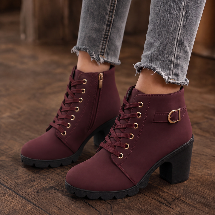 Buckle &amp; Bold – Boots med klack z wiązaniem