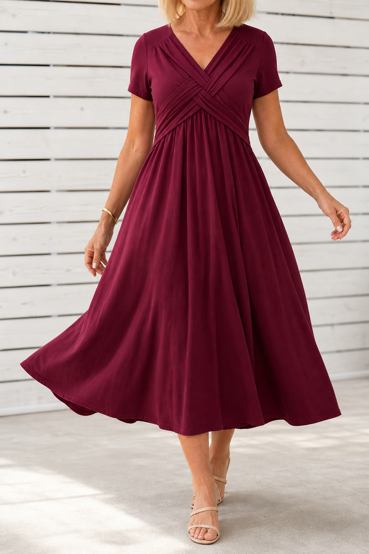 Wearbella – Klänning midi z plisami i kieszeniami w dekolcie V