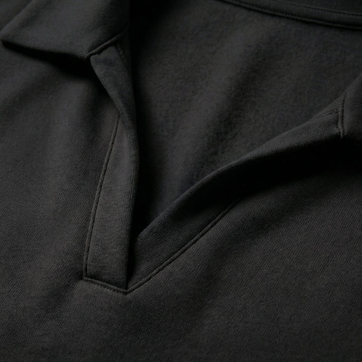 Velaire – Blus z urringning w v-ringning i breda byxor