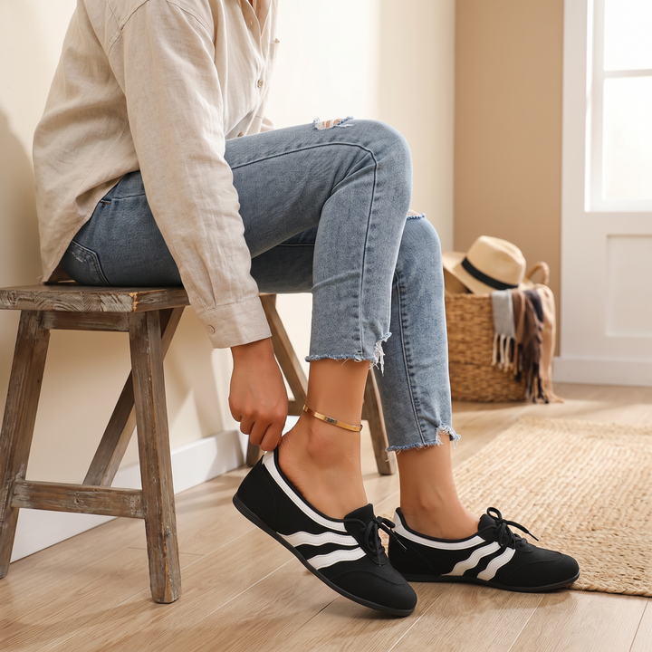 Lunelle – Retro Sneakers på Stopach
