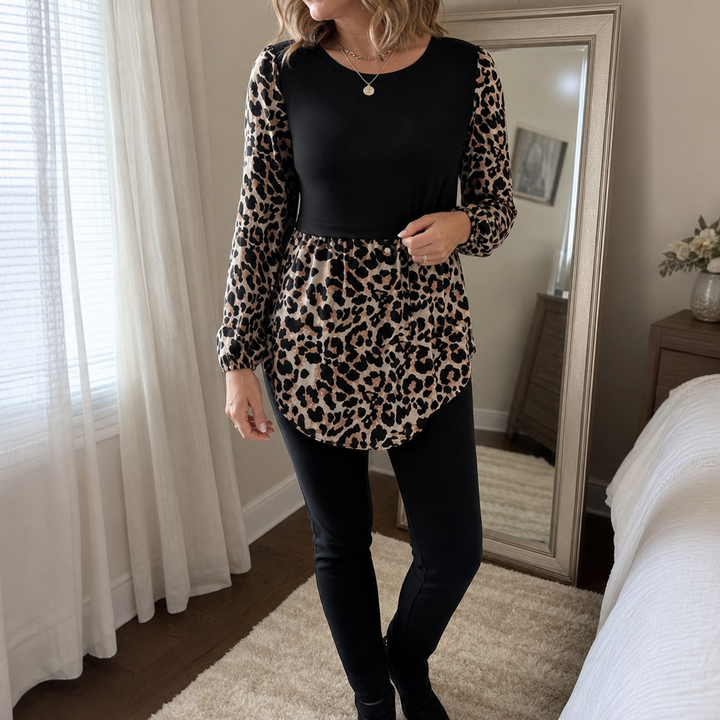Wearleta – Blus z falbanami w stilu peplum z kontrastowymi ręKaffemi w leopardzie