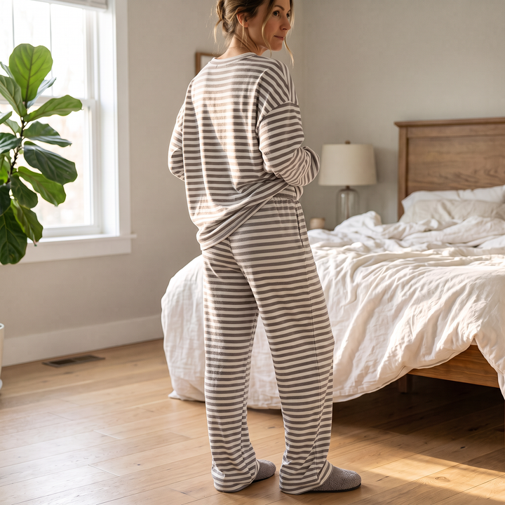 Wearbella – Set z Paskowanym Topem i Spodniami