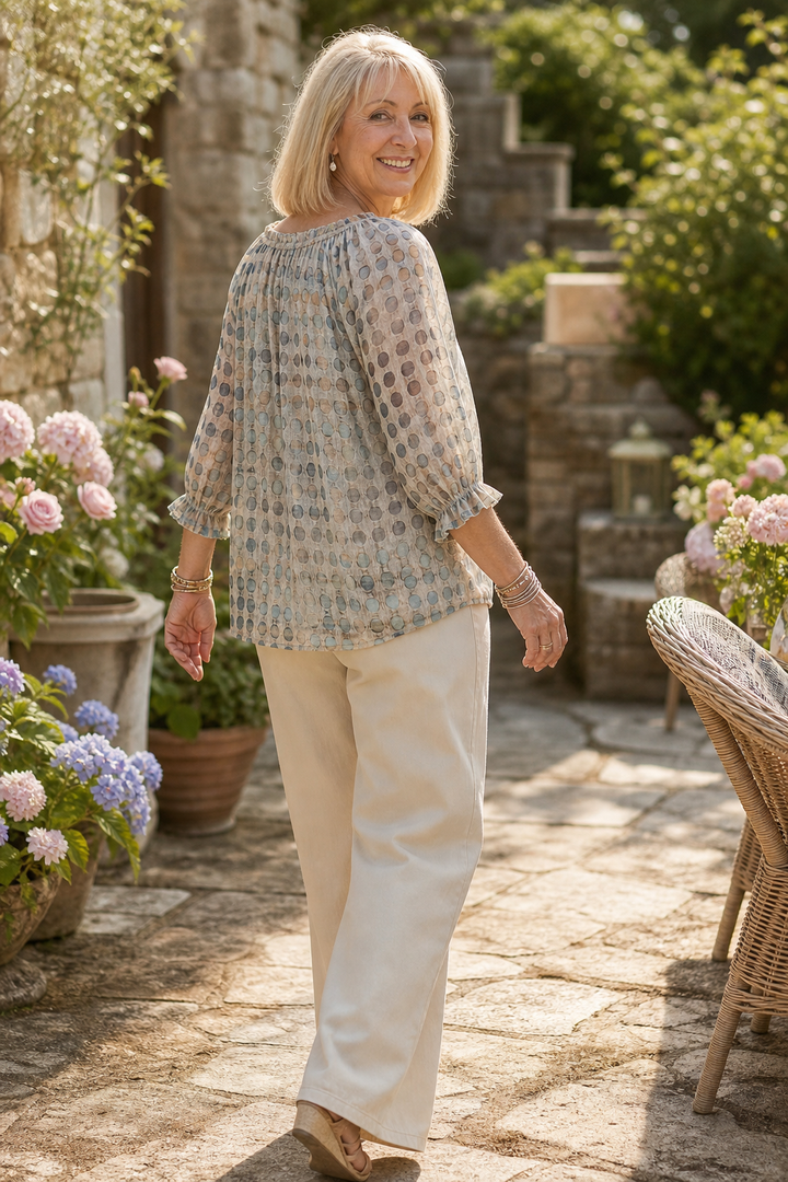 Vivelyn – Blus boho z falbanami i wiązaniem vid hals