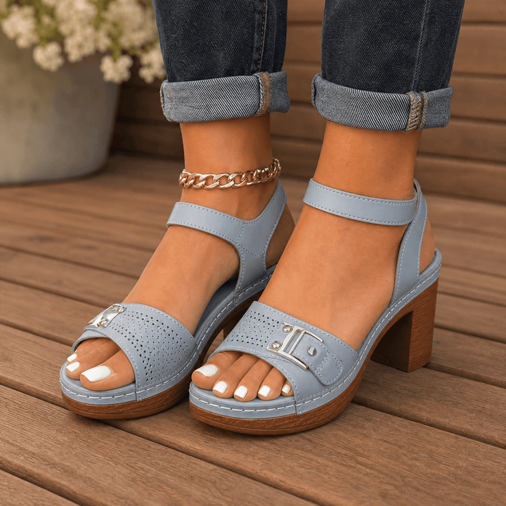 Luna – Sandaler på Bloku z Wyściółką