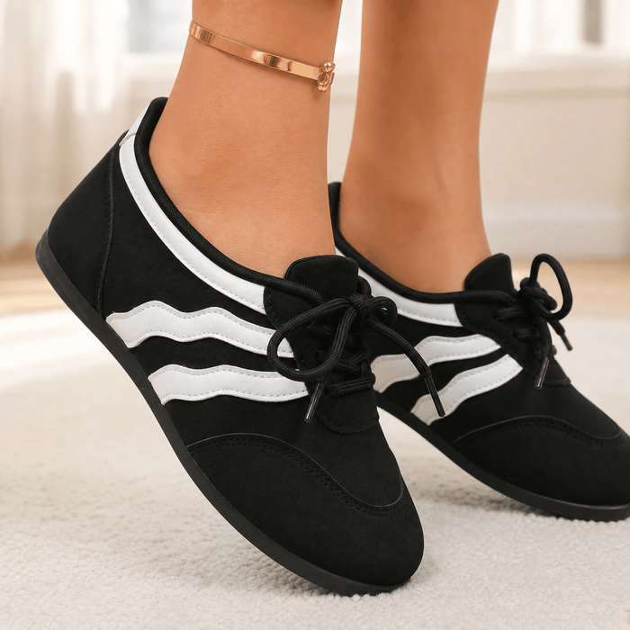 Lunelle – Retro Sneakers på Stopach