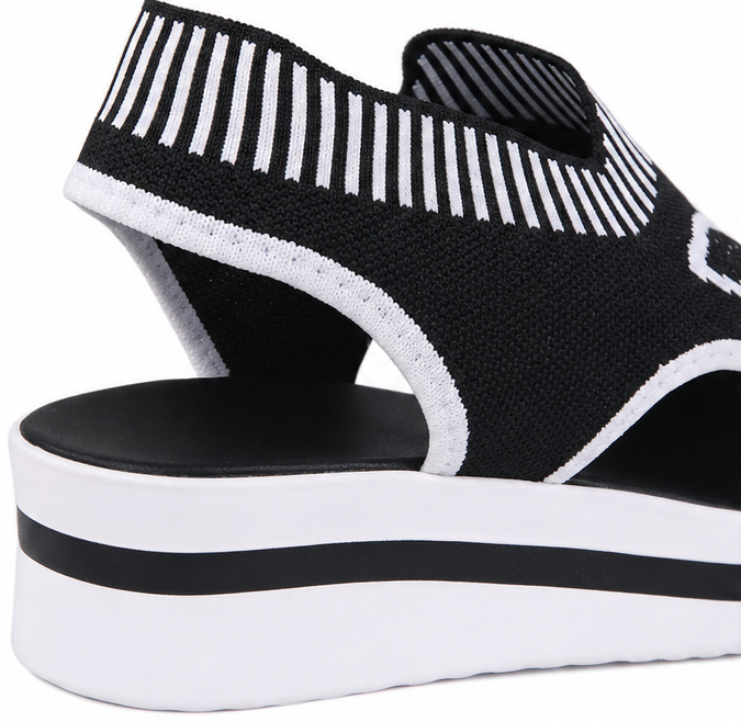 Sockela – Sandaler Peep Toe på plattform z Dzianiny för kvinnor