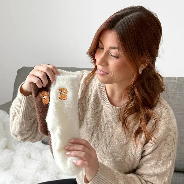 Cozymoo – Skarpety z Fuzzy Highland Cow