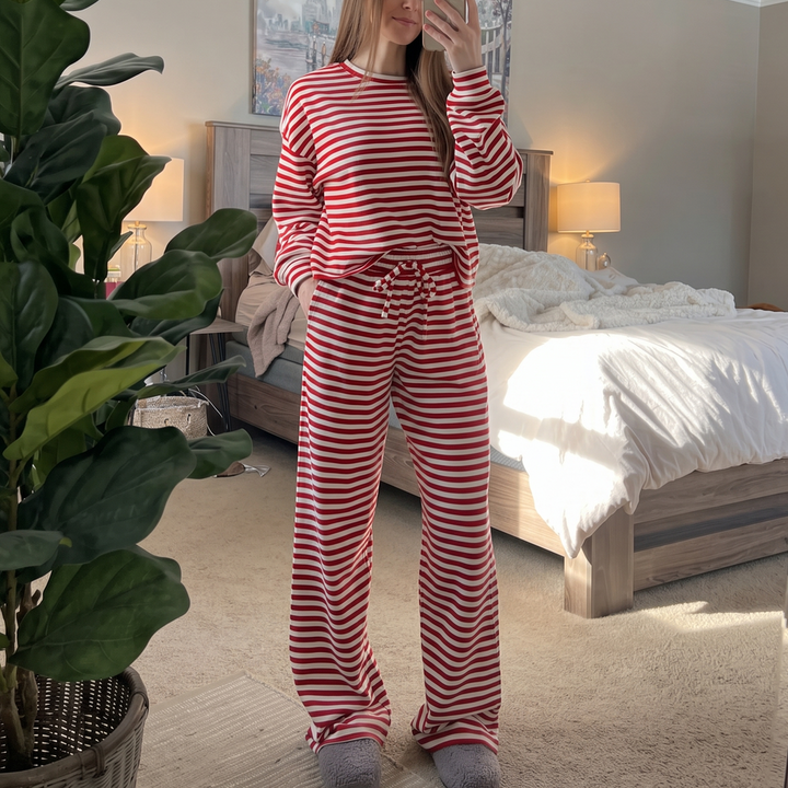 Wearbella – Set z Paskowanym Topem i Spodniami