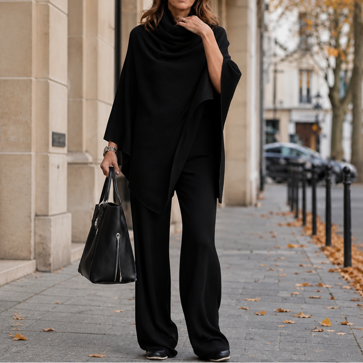 Draperie – Blus z kapturem i breda spodniami