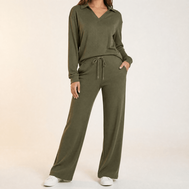 Velaire – Blus z urringning w v-ringning i breda byxor