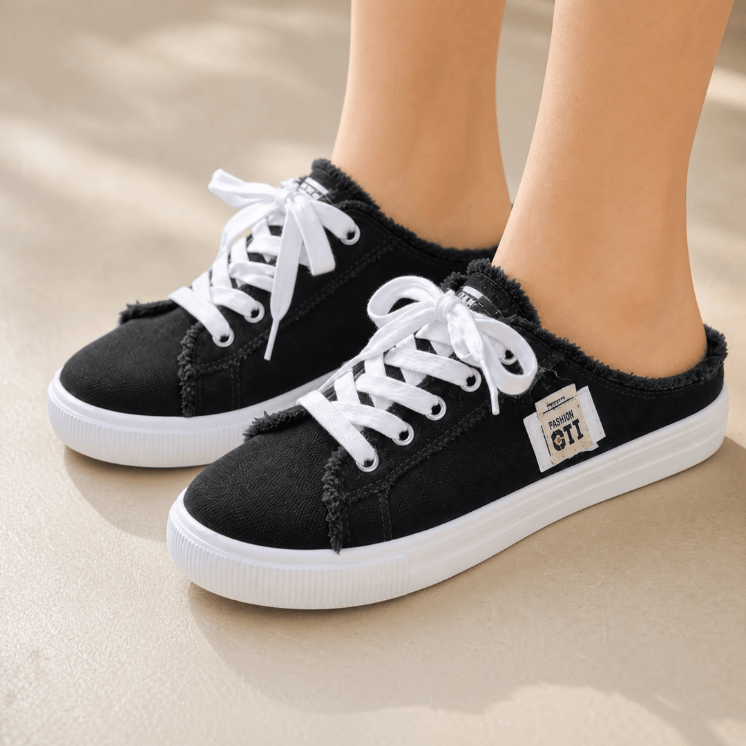 Vellora – Zniszczone Denim Sneakers Slip-On