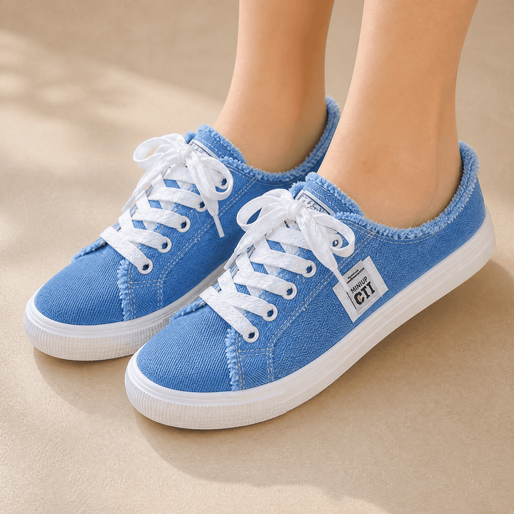 Vellora – Zniszczone Denim Sneakers Slip-On