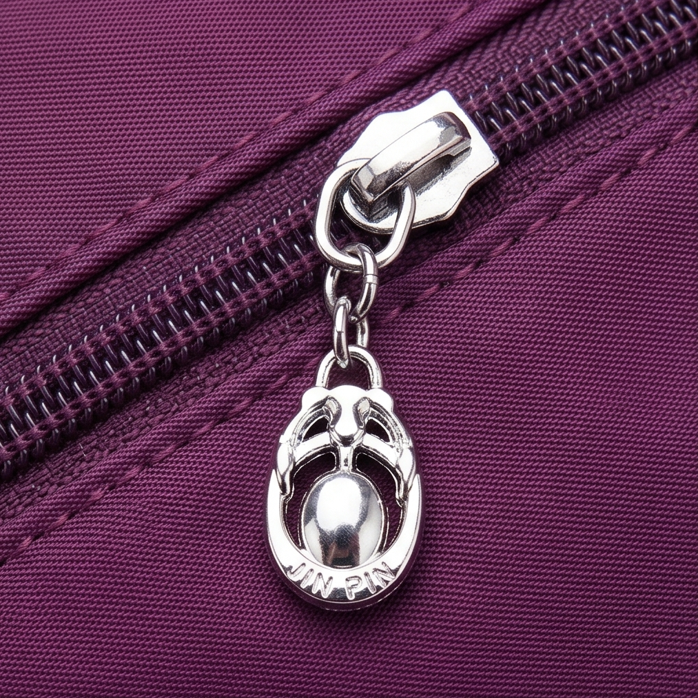 Vossa – Vattentät väska crossbody z 10 kieszeniami